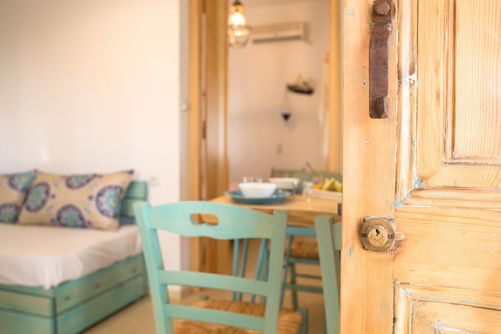 Mera Beachfront House - ファラサルナ エクステリア 写真
