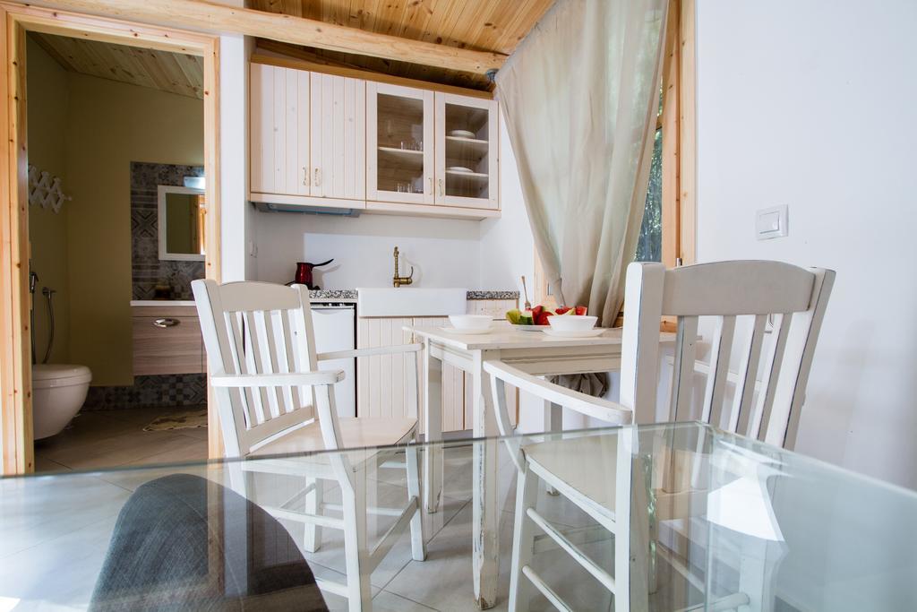 Mera Beachfront House - ファラサルナ エクステリア 写真
