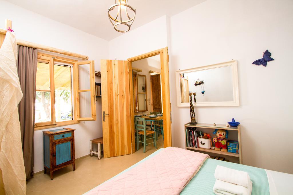 Mera Beachfront House - ファラサルナ エクステリア 写真